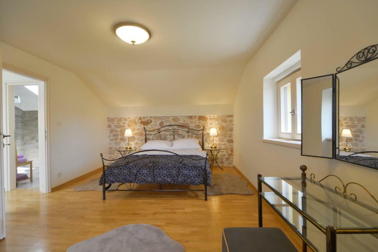 Villa Potocnjak Novi Vinodolski Bagian luar foto
